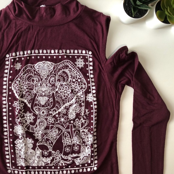 Burgundy Cold-Shoulder Long Sleeve Top - Picture 2 of 2